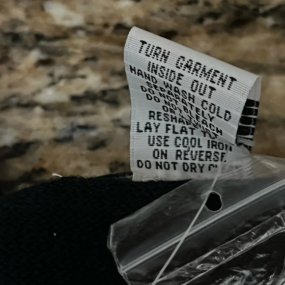 VINTAGE ONCE AGAIN SEQUIN CARDIGAN BLACK LONG SLEEVE MODEST MATURE GRAMMACORE M - Picture 6 of 9